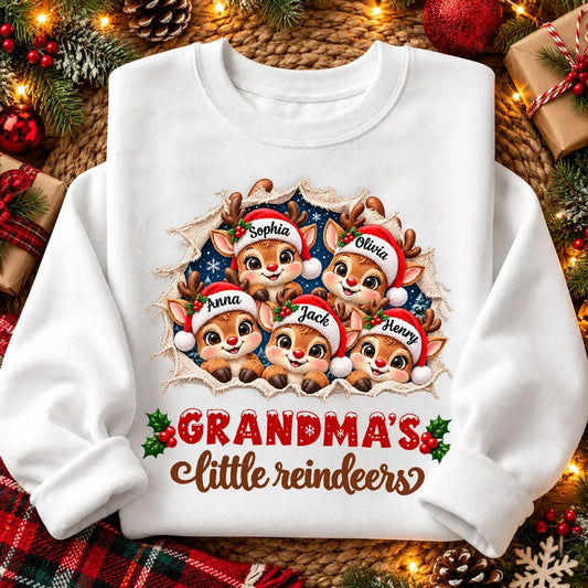 Personalized Cute Reindeer Snow Peeking T-Shirt for Grandma