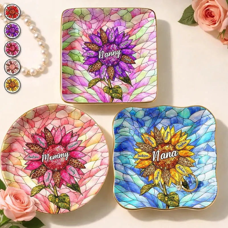 Personalized Sunflower Jewelry Dish for Mom Grandma - Custom Ceramic Ring Trinket Tray