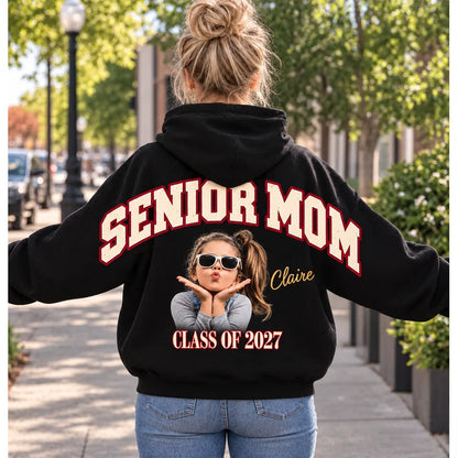 Custom Retro Senior Mom 2027 Shoulder to Shoulder Sweatshirt & Hoodie - Personalized Class of 2027 G