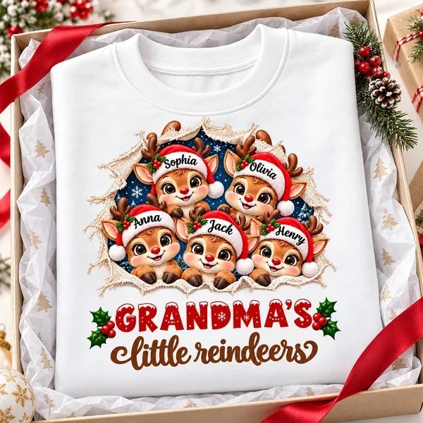 Personalized Cute Reindeer Snow Peeking T-Shirt for Grandma