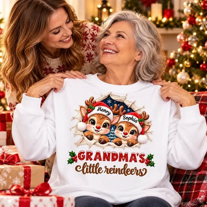 Personalized Cute Reindeer Snow Peeking T-Shirt for Grandma