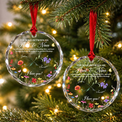 Personalized The Bond Between an Aunt and Niece Glass Ornament