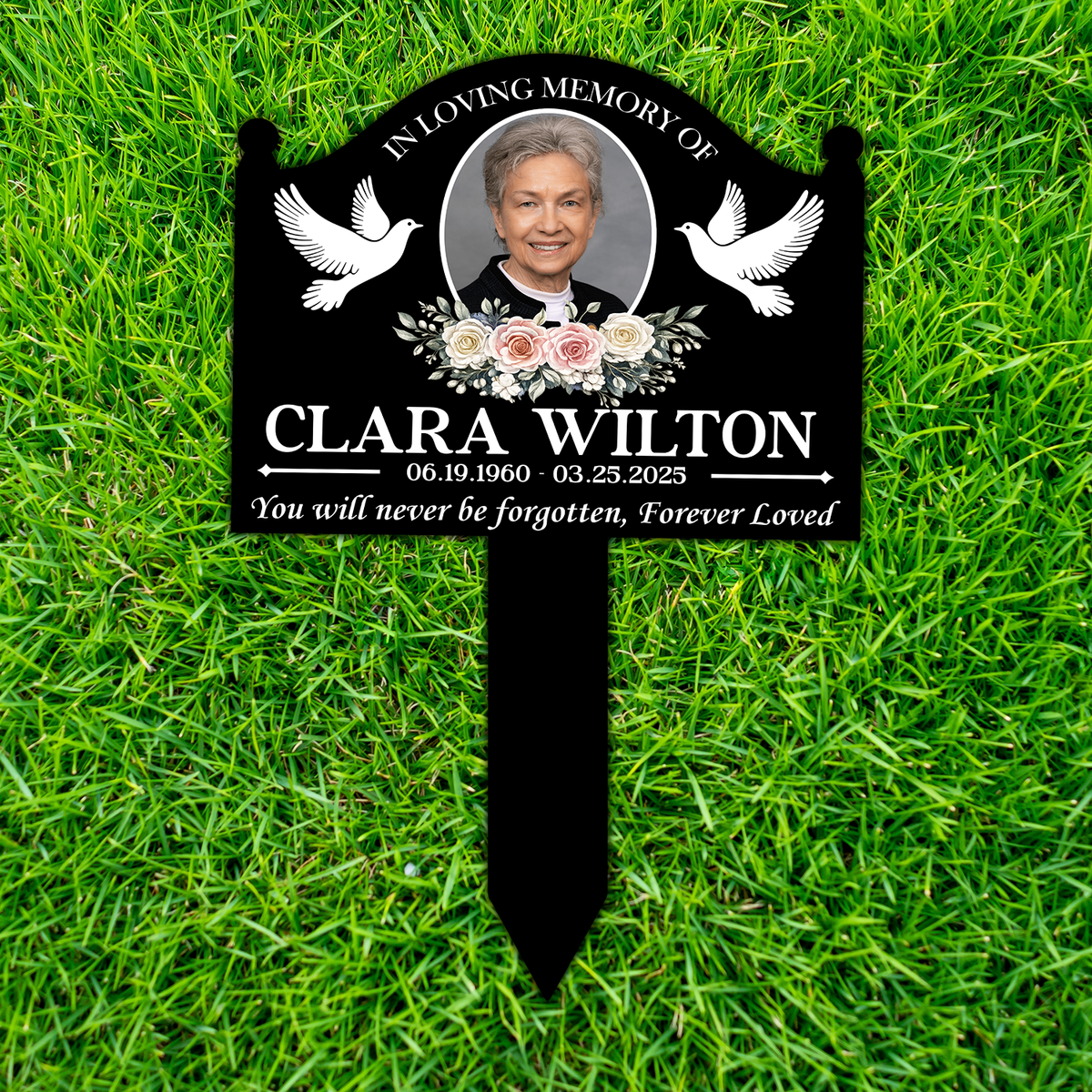 In Loving Memory Metal Garden Stake, Personalized Photo Tribute with Doves, Creative Sympathy Gift for Family